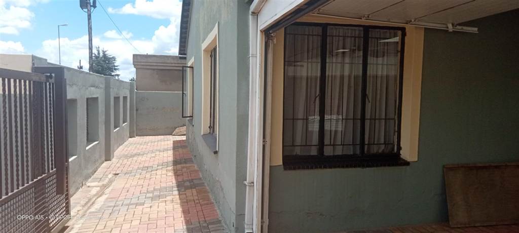 Dobsonville Ext 8 Dobsonville Ext 8